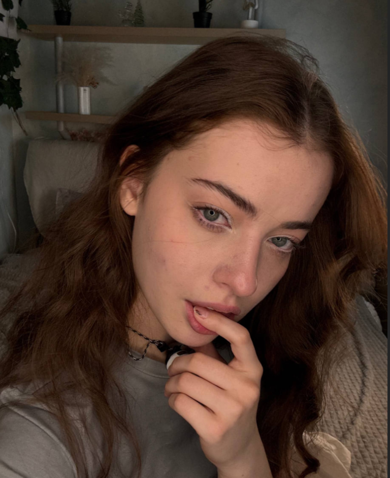 Anna -Chaturbate