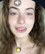 Anna is an online cam model on Chaturbate